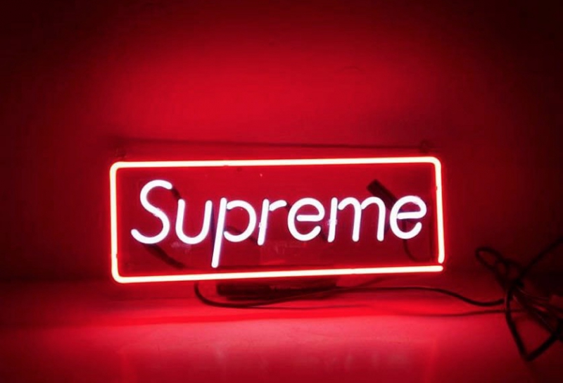 Supreme Neonreclame