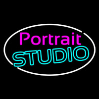 Oval Portrait Studio Neonreclame
