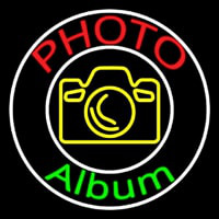 Red Photo Albums Neonreclame